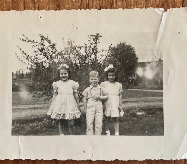 Keith Abbott with his sister Judy (left) and cousin Kathy (right)